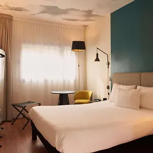 Отель Ibis Aeropuerto Barajas, Мадрид